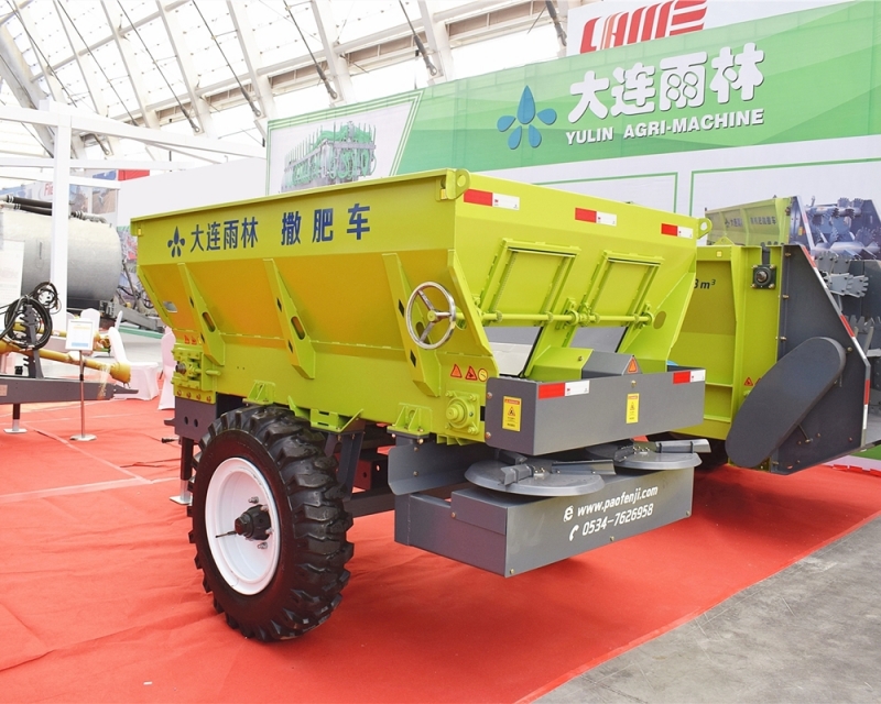 大连雨林2方小型厩肥撒肥机 粪肥撒粪机撒粪车